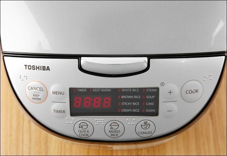 Nồi cơm điện tử Toshiba 1.8 lít RC-18DR2PV(K) 11 chế độ nấu dễ dàng điều chỉnh